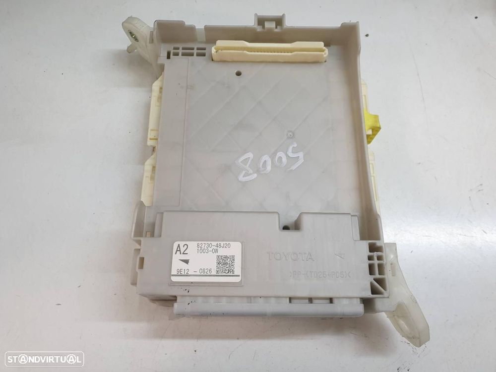 CAIXA DE RELES FUSÍVEIS LEXUS RX GGL1GYL1 - 1