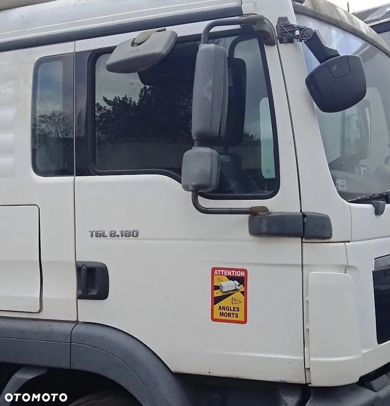 Szyba czołowa drzwi karoseryjna lewa prawa MAN TGL 8.180 TGA TGM - 3