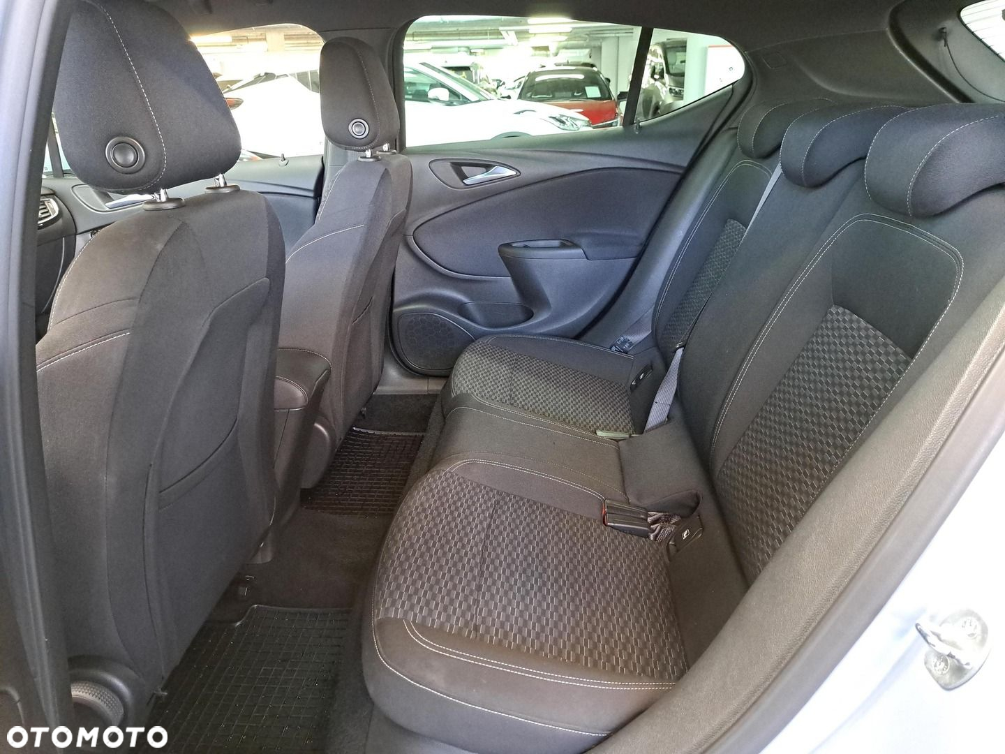 Opel Astra V 1.4 T Dynamic - 11