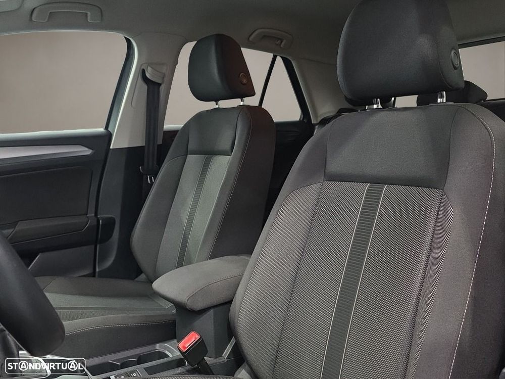 VW T-Roc 1.0 TSI - 10