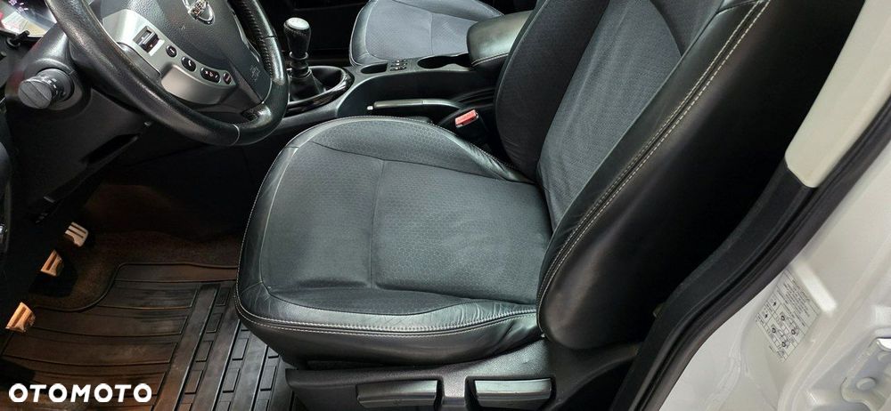 Nissan Qashqai+2 - 18