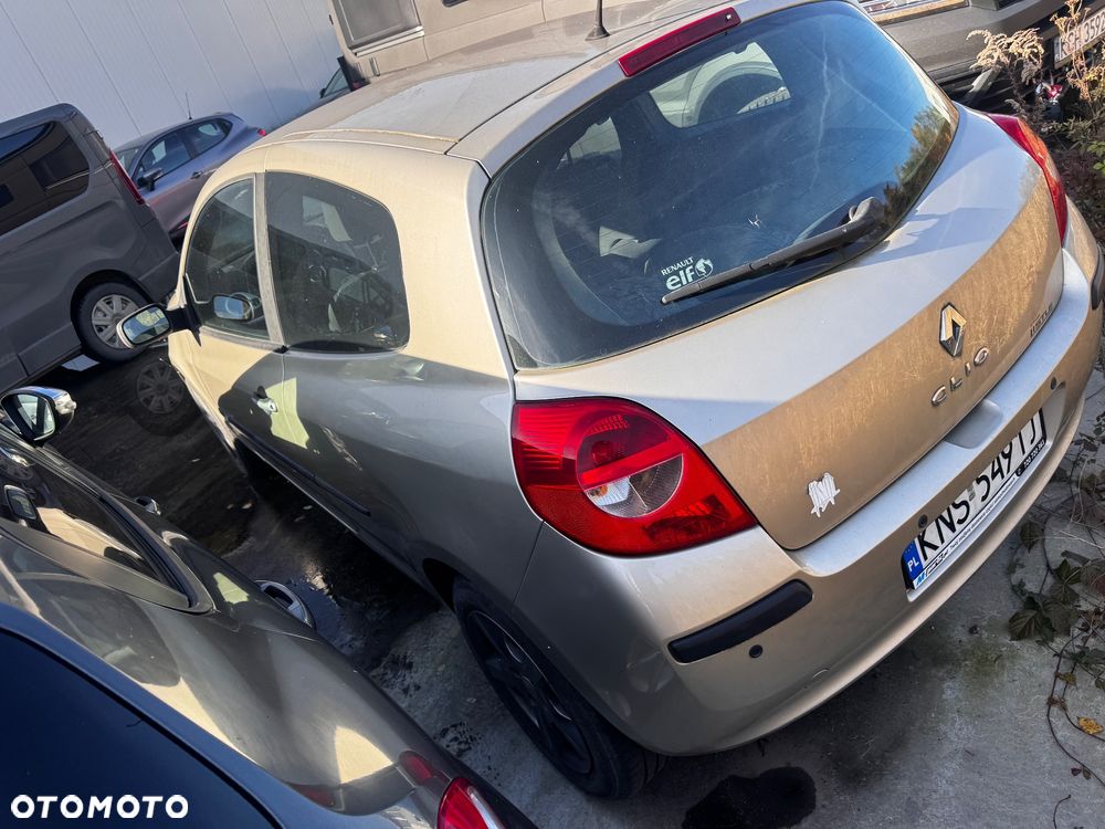 Renault Clio - 5