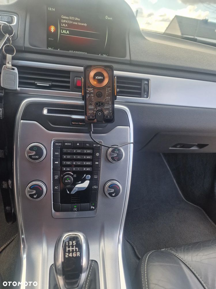 Volvo V70 D4 Drive-E Momentum - 21