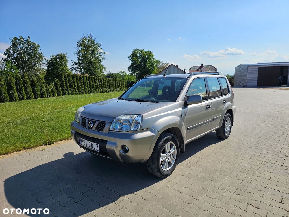 Nissan X-Trail 2.0 4x2 Comfort - 1