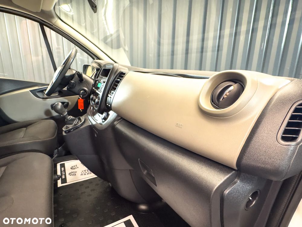 Renault Trafic Passenger 2,8t Business - 23