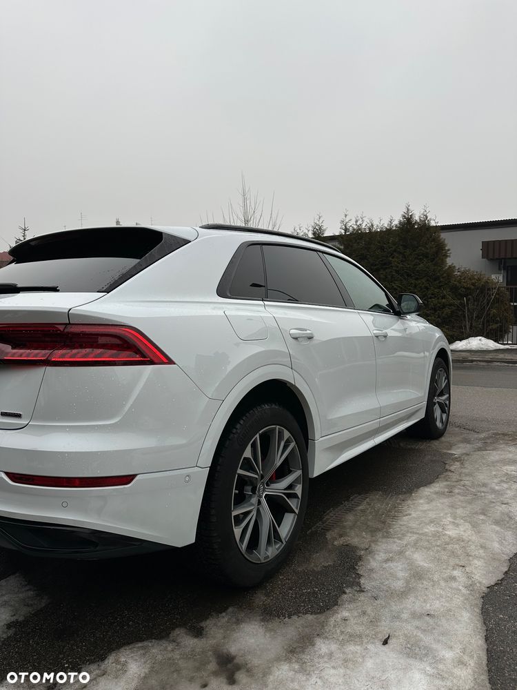 Audi Q8 55 TFSI quattro tiptronic - 6