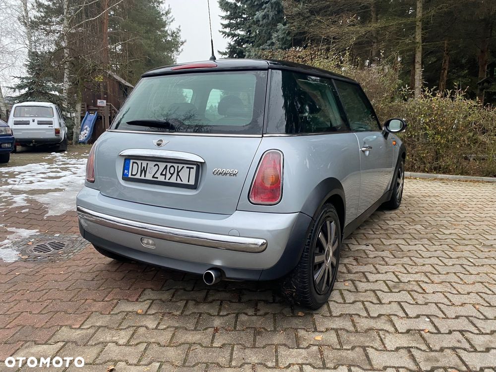 MINI Cooper Standard - 5