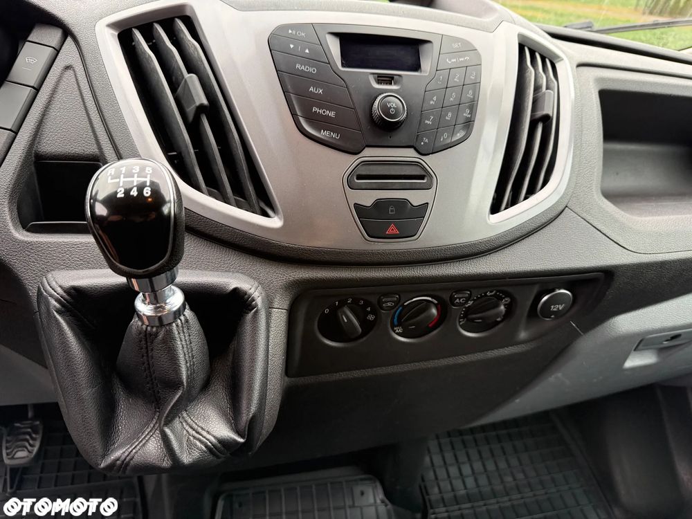 Ford Transit - 20