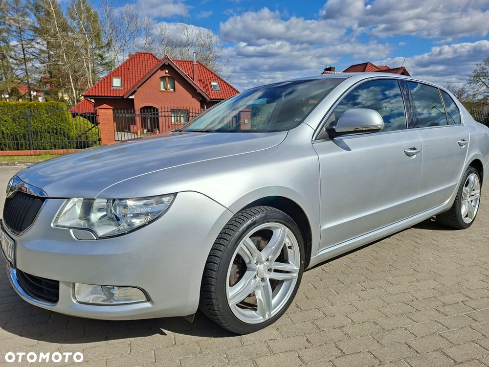 Skoda Superb 1.8 TSI Exclusive - 1