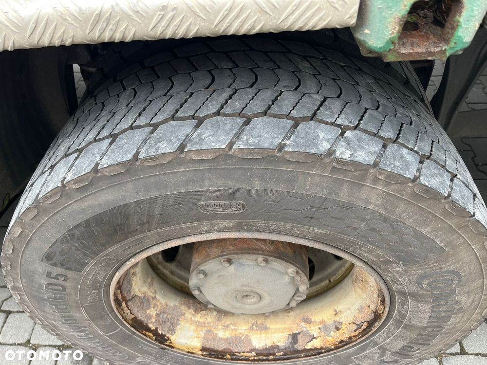 Mercedes-Benz ACTROS - 7