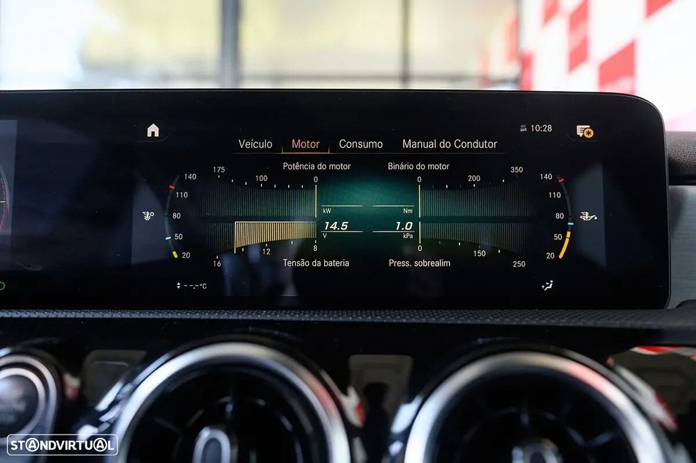 Mercedes-Benz A 180 Limousine d AMG Line Aut. - 52