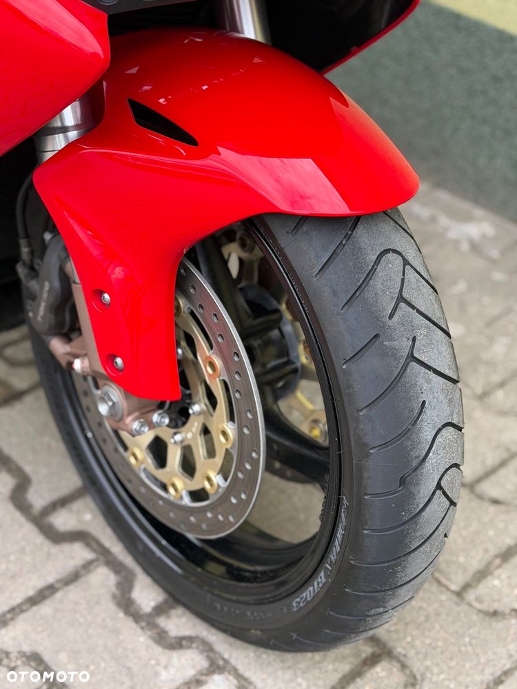 Honda CBR - 3
