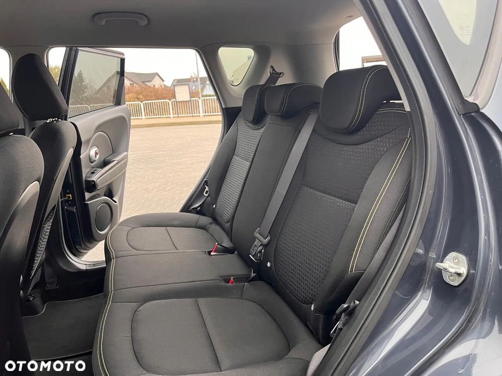 Kia Soul 1.6 CRDI Black Collection - 11