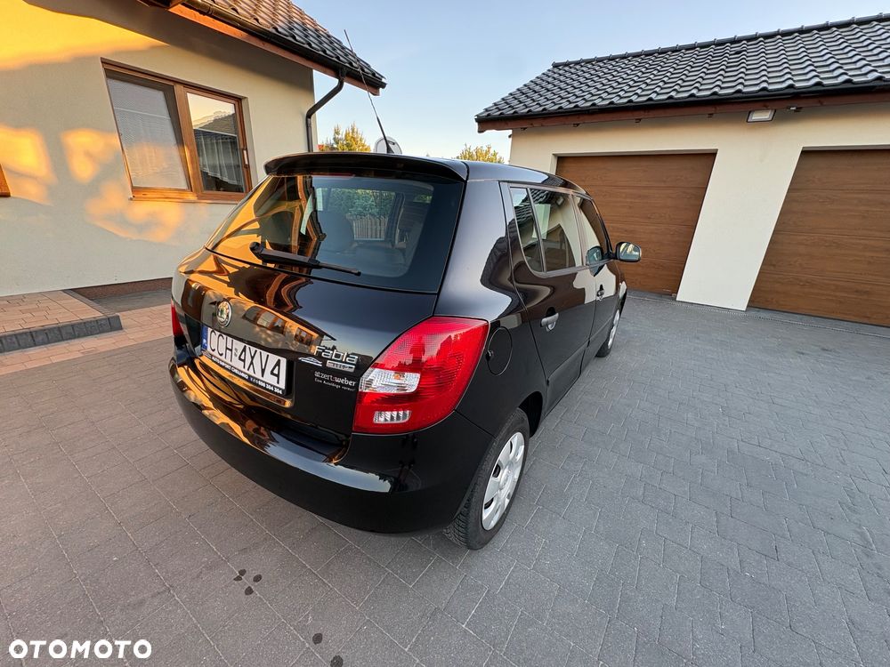 Skoda Fabia 1.2 HTP Ambiente - 13