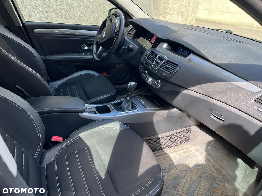 Renault Laguna 2.0 16V 140 Expression - 2