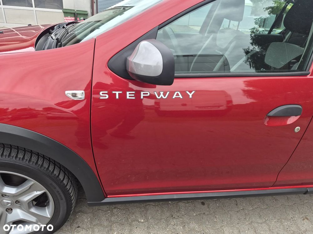 Dacia Sandero 0.9 TCe Laureate S&S EU6 - 8