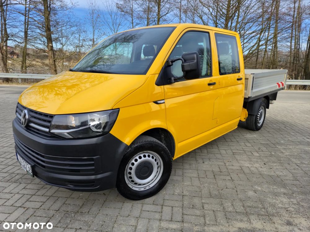 Volkswagen Transporter - 1