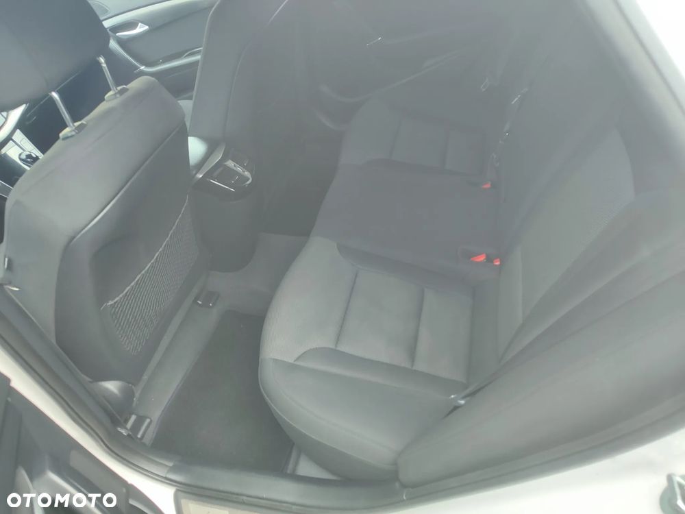 Hyundai i40 1.7 CRDi Comfort - 14