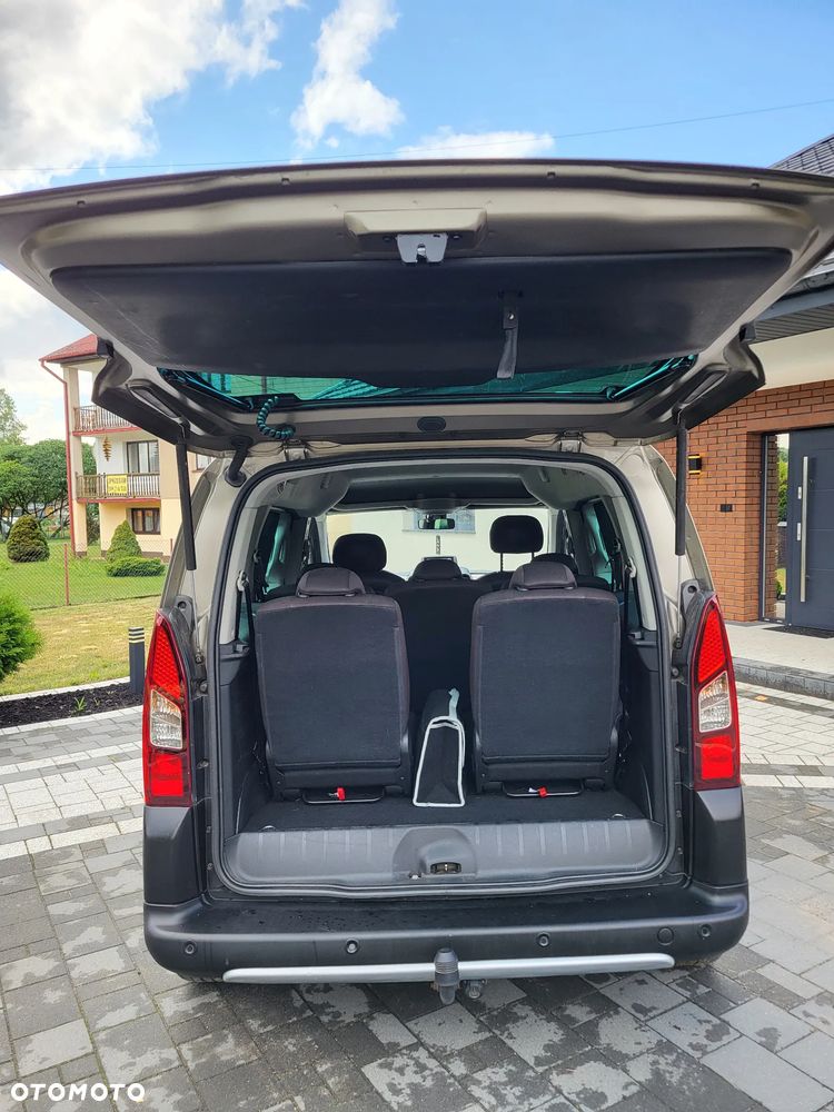 Peugeot Partner 1.6 HDi Outdoor 7os - 22