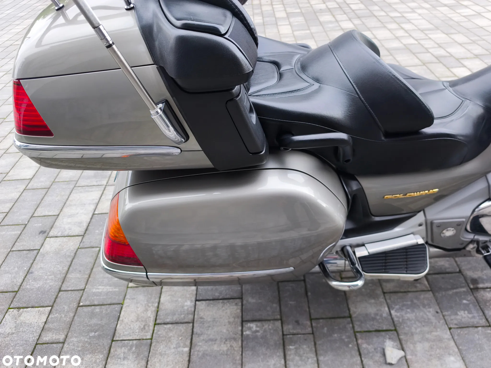 Honda GL - 32