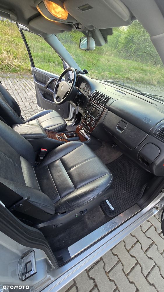 Mercedes-Benz ML 500 - 15