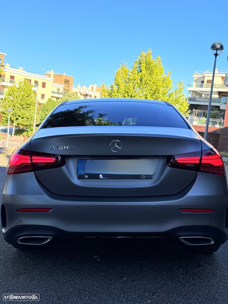 Mercedes-Benz A 180 Limousine d AMG Line Aut. - 6