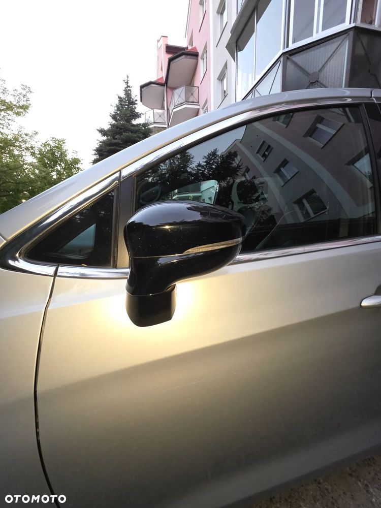 Chrysler Pacifica - 14