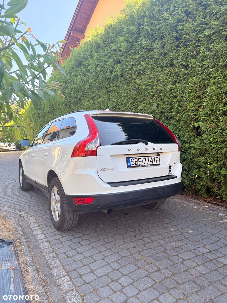 Volvo XC 60 D4 Kinetic - 11