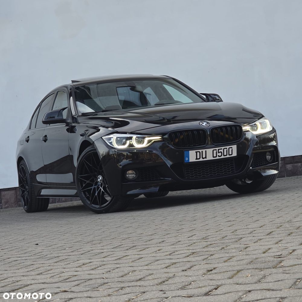 BMW Seria 3 330i xDrive M Sport - 4