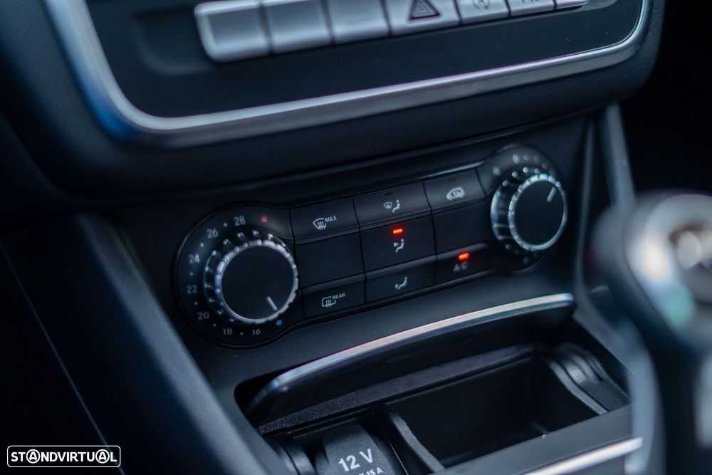 Mercedes-Benz CLA 180 d AMG Line - 39