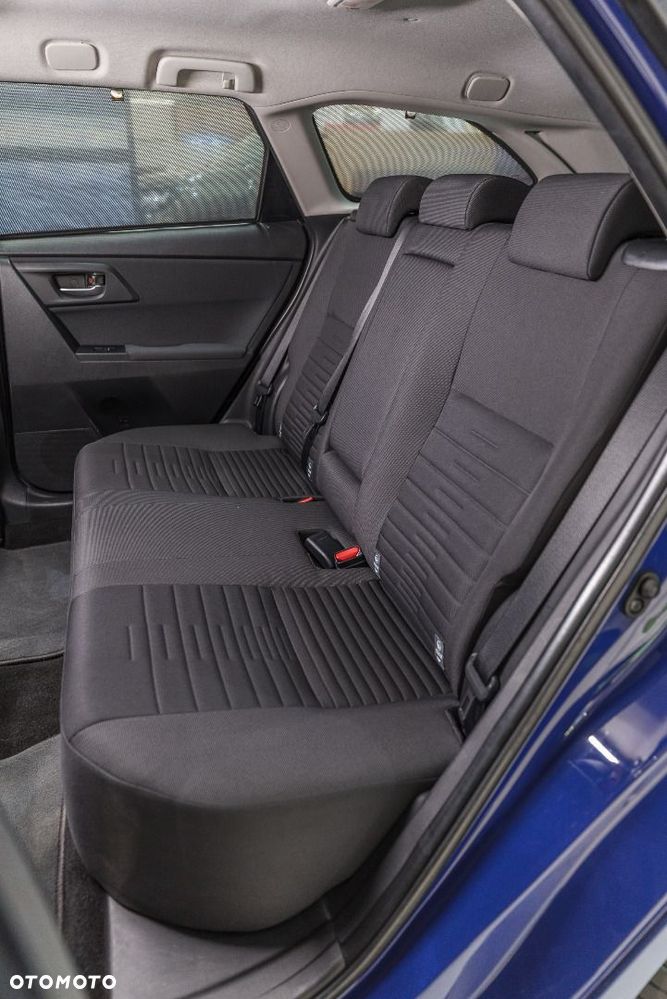 Toyota Auris - 19