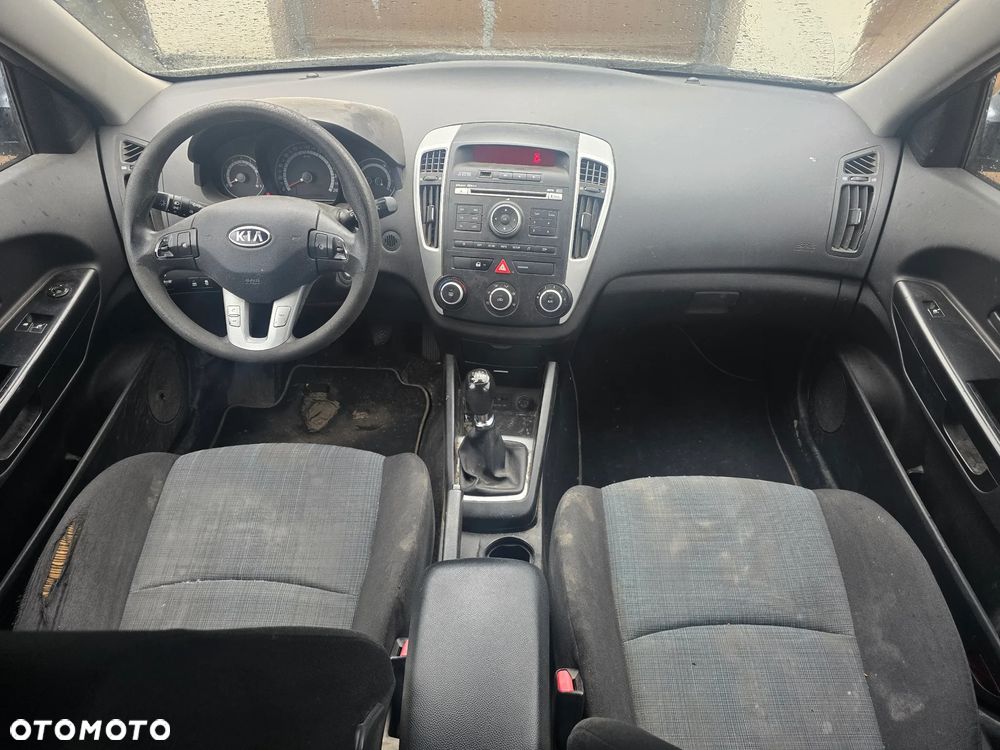 Kia Ceed 1.4 CVVT Vision - 8