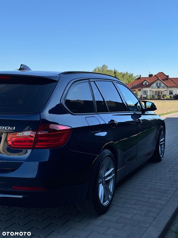 BMW Seria 3 318d - 6
