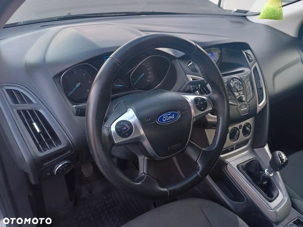 Ford Focus 1.6 TDCi Trend - 11