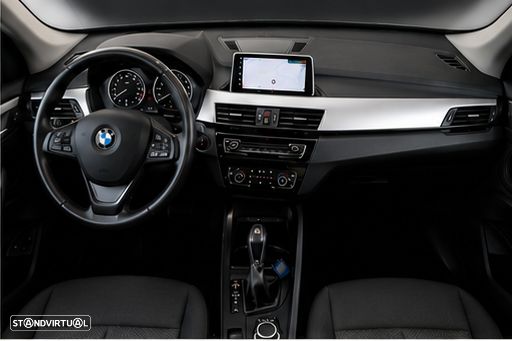 BMW X1 xDrive25e Advantage - 3