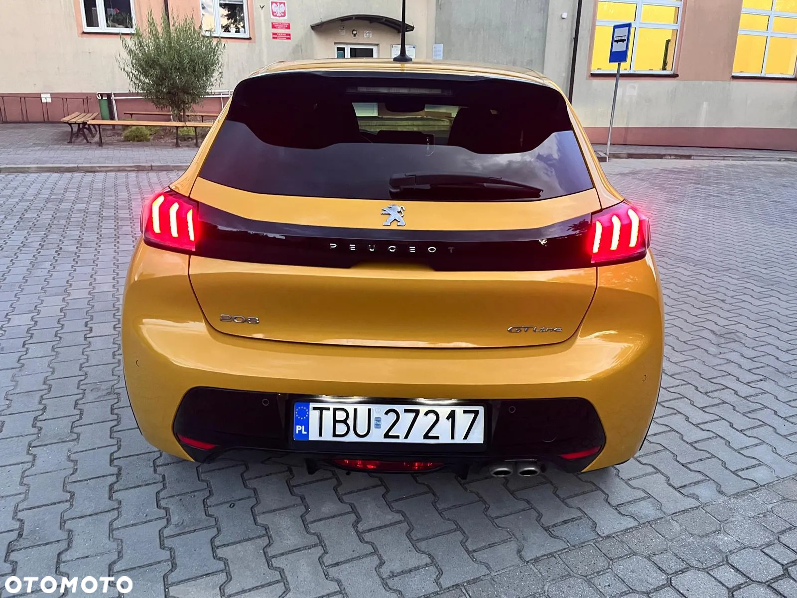 Peugeot 208 1.2 PureTech GT Line S&S EAT8 - 23