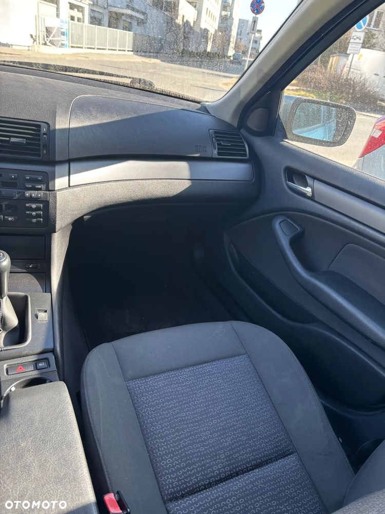 BMW Seria 3 316i - 7