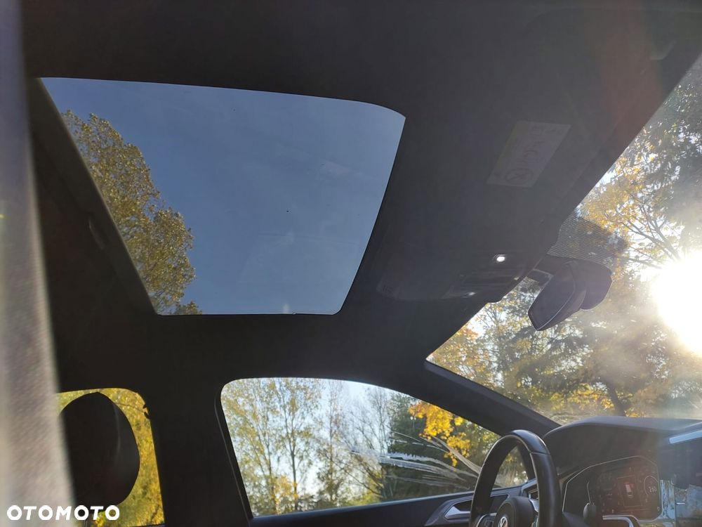 Volkswagen Polo - 16