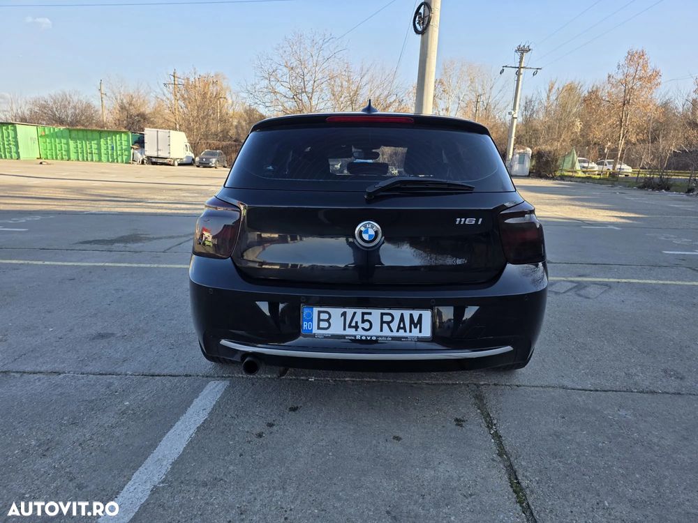 BMW Seria 1 116i Urban Line - 2