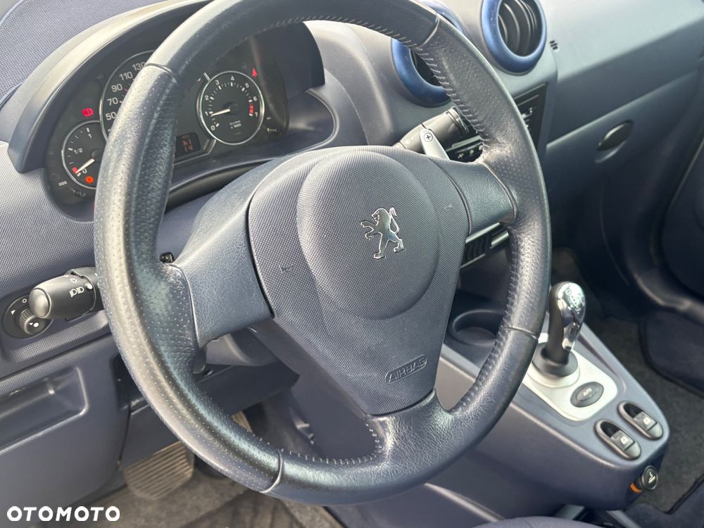 Peugeot 1007 110 2-Tronic Premium - 14