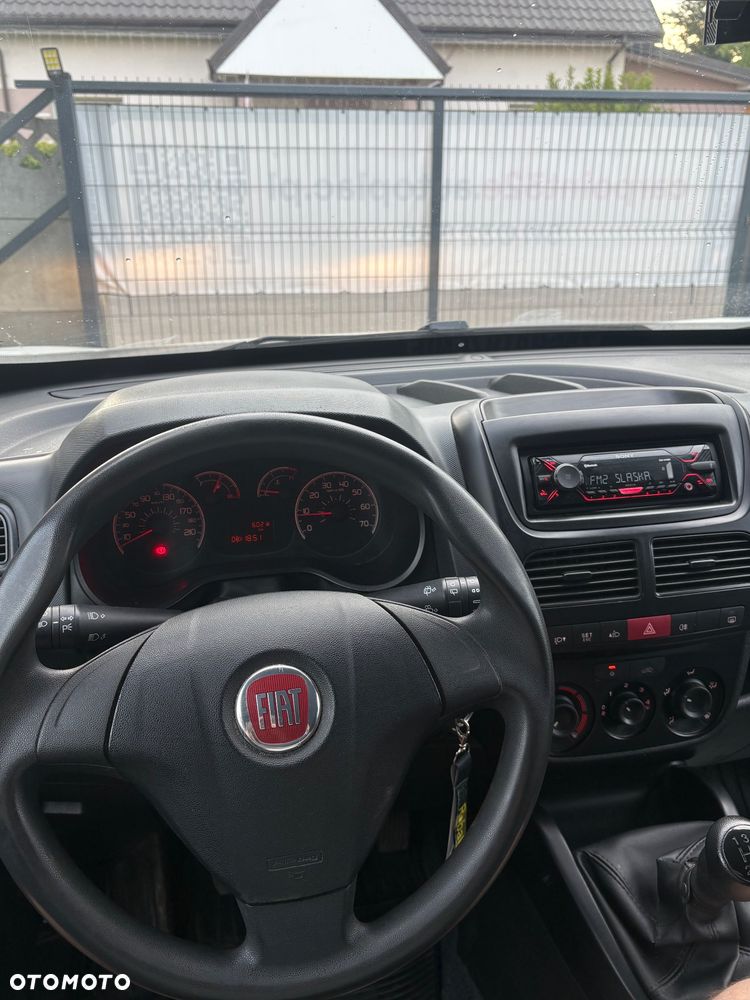 Fiat Doblo - 32