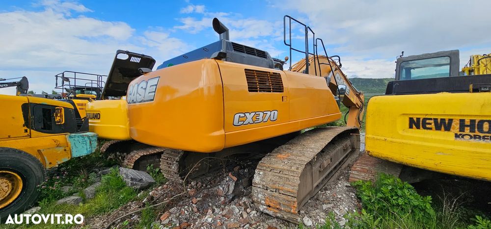 Case CX 370 C Excavator pe șenile - 3