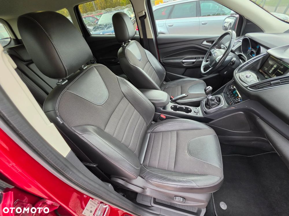 Ford Kuga 2.0 TDCi 4x2 Titanium - 19
