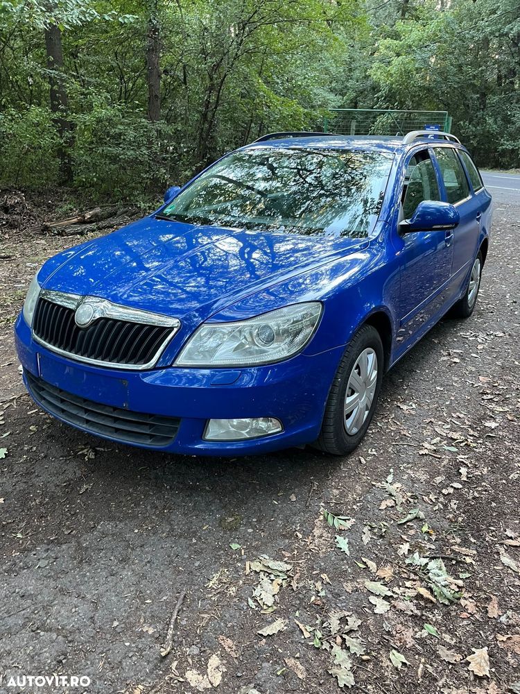 Skoda Octavia 1.6 TDI Ambiente - 1