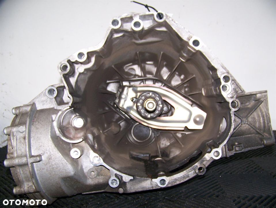 A4 B8 Q5 A5 2.0 TDI 163KM SKRZYNIA PJH USZKODZONA - 4