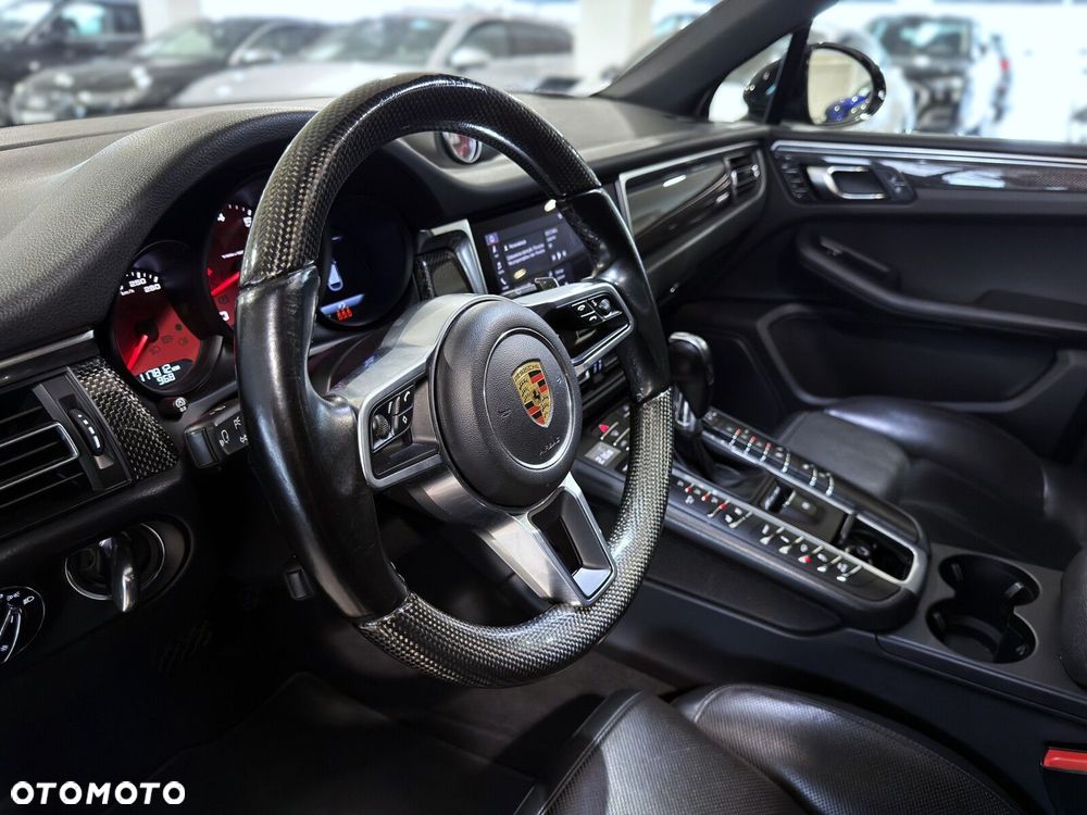 Porsche Macan - 18