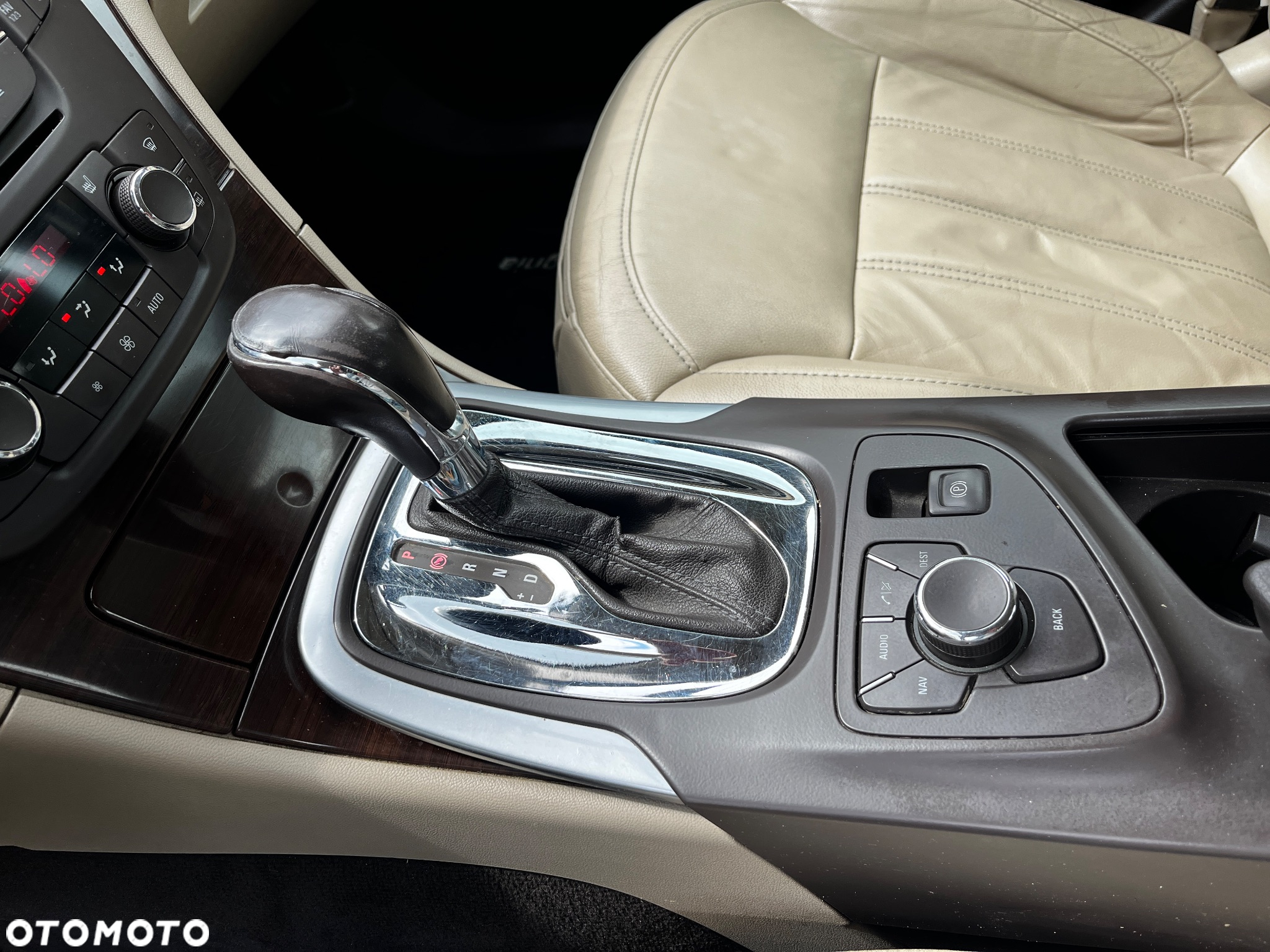 Opel Insignia 2.0 CDTI automatik Cosmo - 11