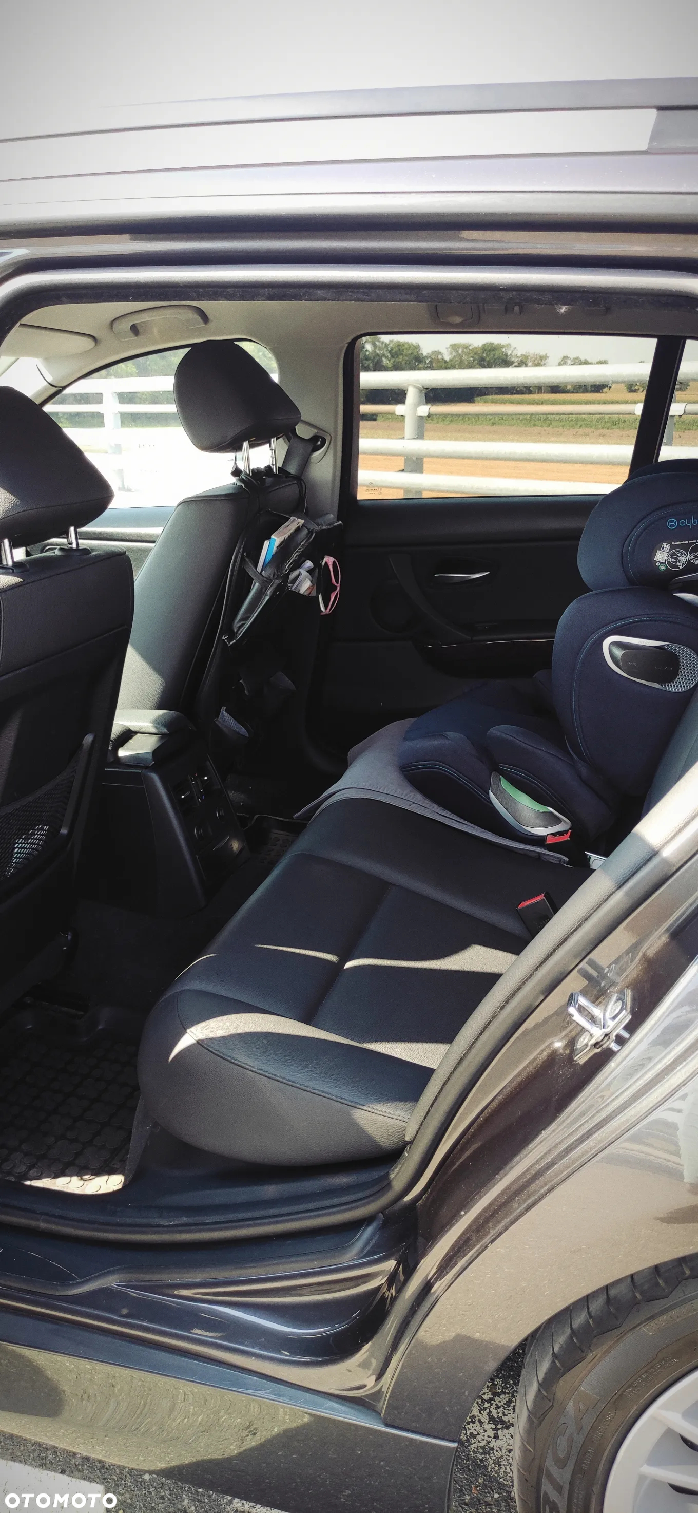 BMW Seria 3 320i - 7