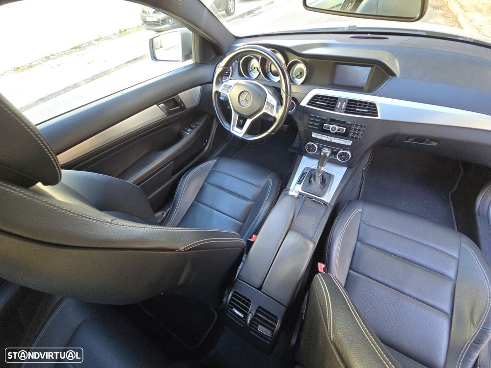 Mercedes-Benz C 250 CGi BE - 12