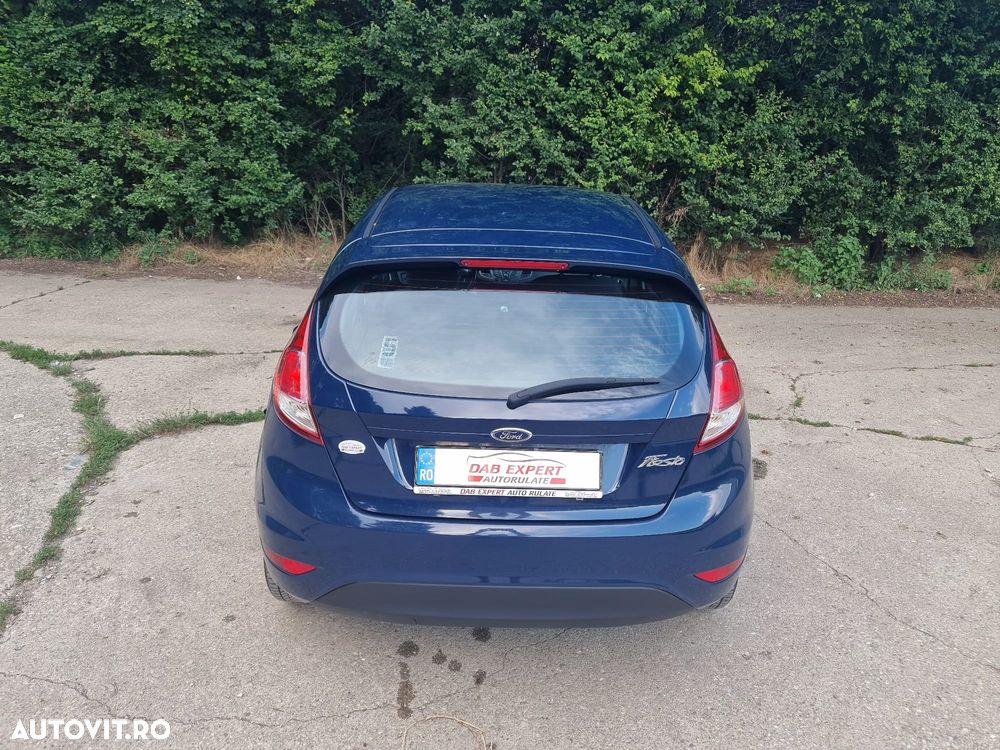 Ford Fiesta - 10